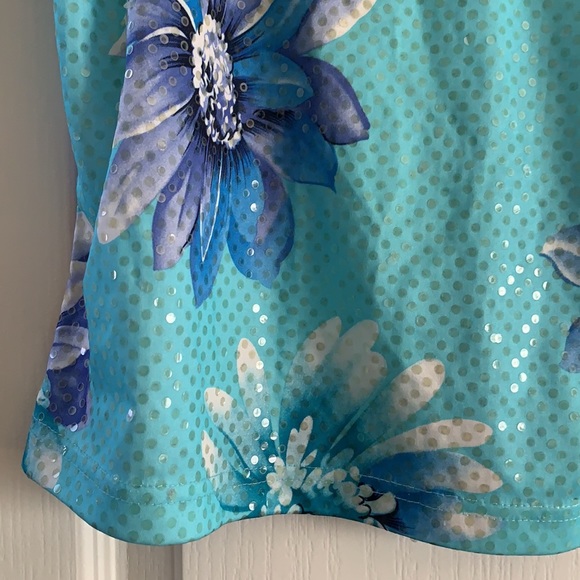 🌸Top 🌸 - Picture 3 of 9